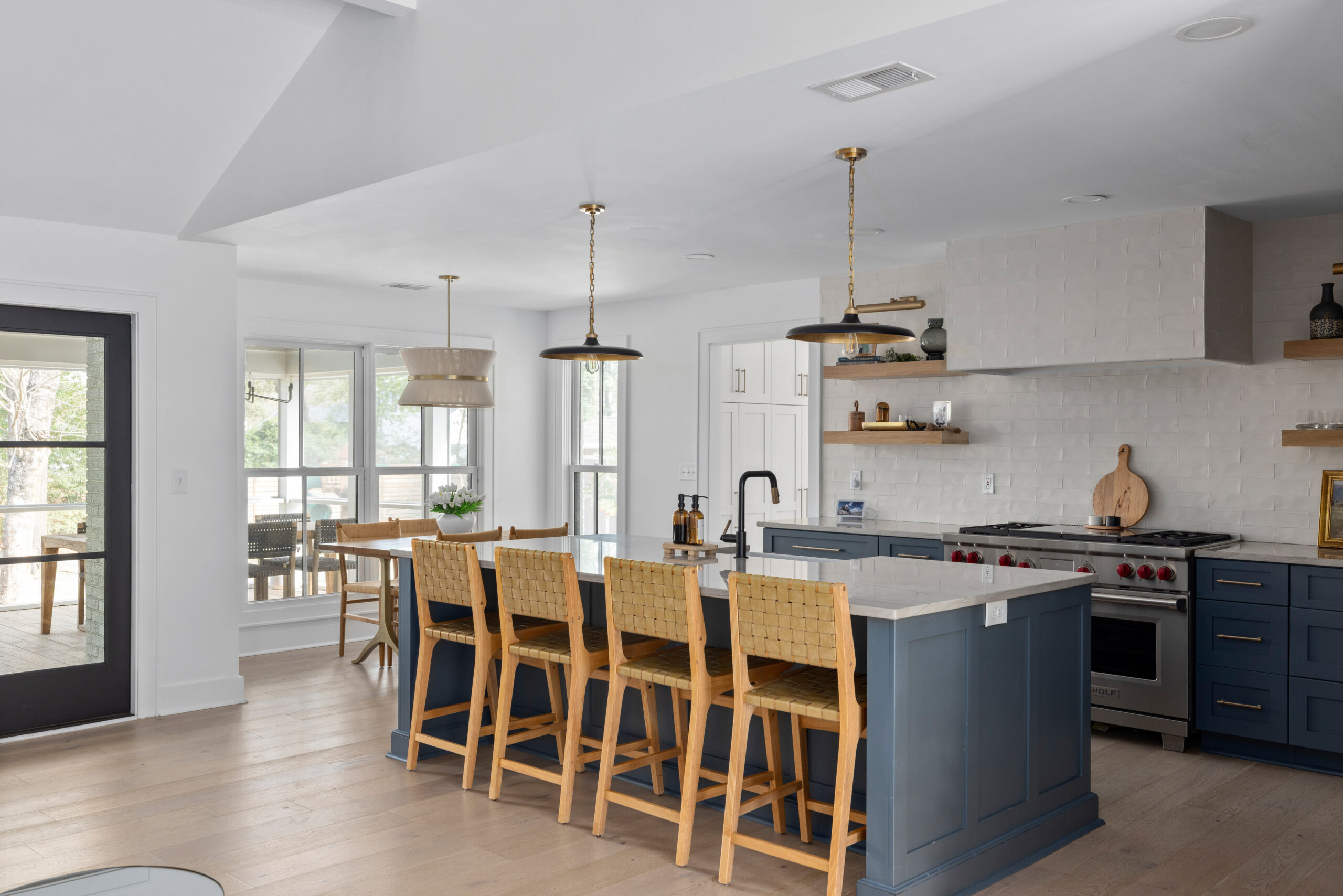 Designer kitchen with navy island