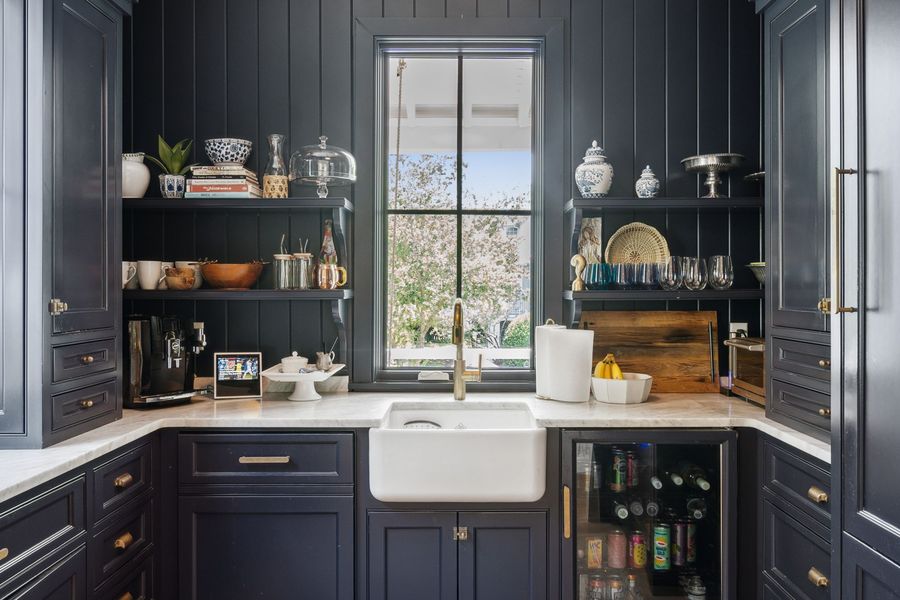 Butler’s pantry at 924 McIver Street